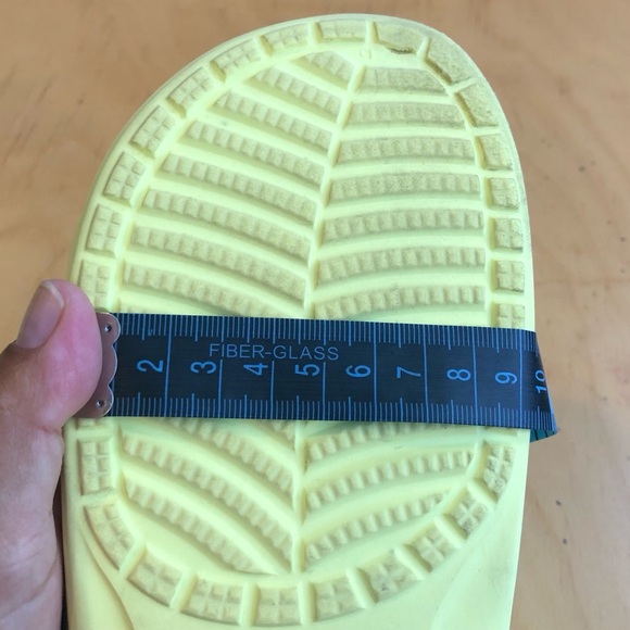 Crocs Casual Slides Men Size 4 Women Size 6. - Picture 11 of 11